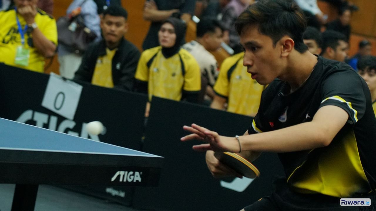 Aksi sengit atlet tenis meja dalam STIGA Table Tennis ASEAN Club Championship 2026 di Bandung yang mempertemukan 115 atlet dari enam negara Asia Tenggara